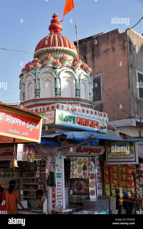 Dakor temple dome hi-res stock photography and images - Alamy