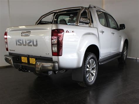 Used Isuzu D-MAX 300 LX 4X4 Auto Double Cab Bakkie for sale in Gauteng ...