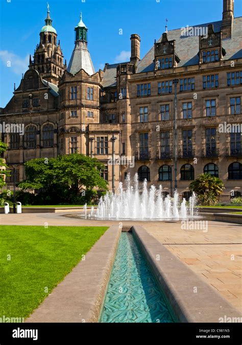 Water feature and fountain in Sheffield Peace Gardens in Sheffield City ...