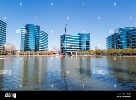 Oracle corporation headquarters buildings oracle hi-res stock ...