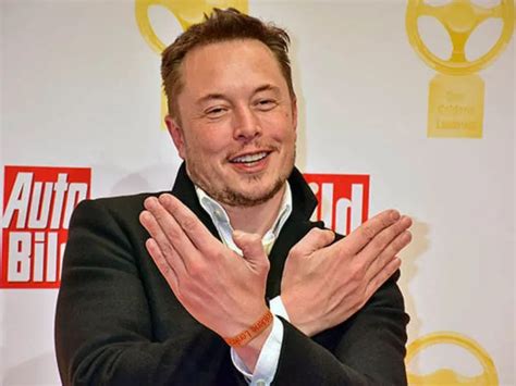 Elon Musk measurements, bio, height, weight, shoe size