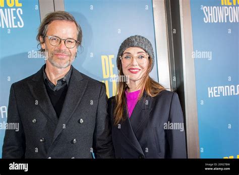 Carice van Houten with her partner Guy Pearce at the premiere of the therater show Showponies at ...