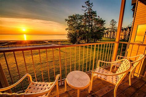 Amenities at Door County Hotel Glidden Lodge Beach Resort in Sturgeon Bay