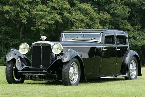 10 of the Most Beautiful Cars of the 1930s, the Decade Gave Birth to Some Iconic Designs That ...