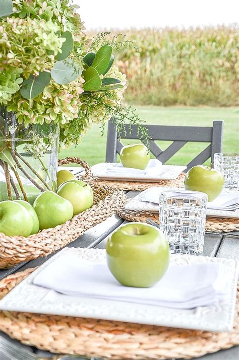 Apple Centerpieces For Kitchen Table