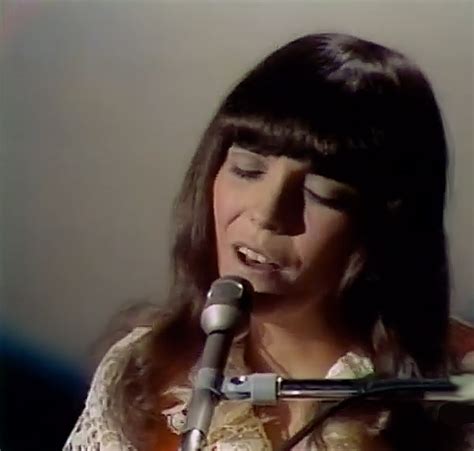 Insights and Sounds: Karen Carpenter: The Singer's Singer Would Be 70 Today