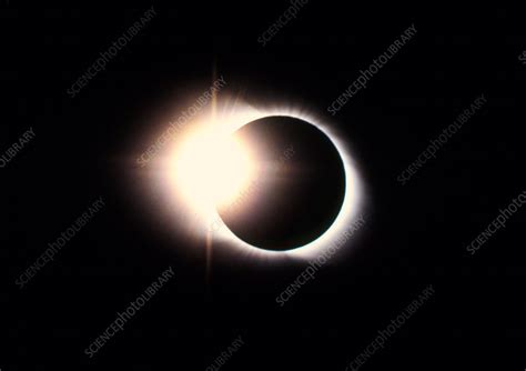 Diamond ring effect, total solar eclipse - Stock Image - R506/0241 - Science Photo Library