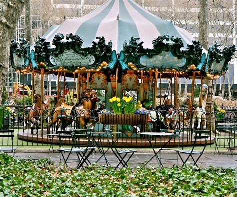 Bryant Park Carousel | Viagens, Carrossel, Carrocel