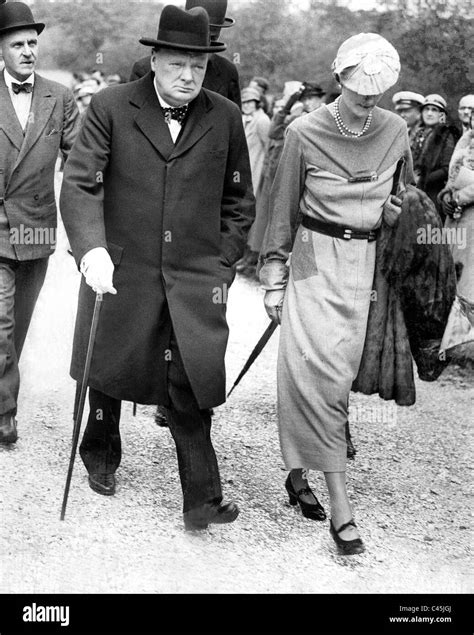 Winston churchill wife clementine churchill Black and White Stock Photos & Images - Alamy