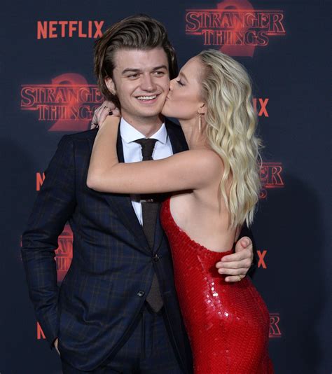 Joe Keery Girlfriend Maika Monroe: Who He's Dating Now