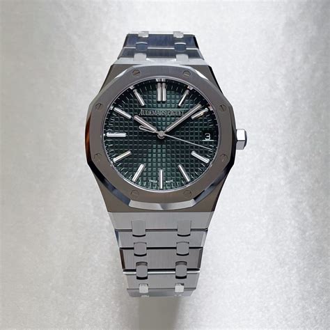 Buy Audemars Piguet Royal Oak "50th Anniversary" Green Dial 15510ST.OO ...