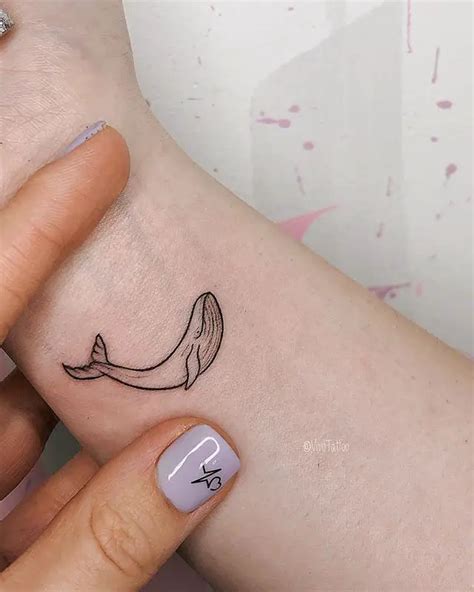 Tatuajes Minimalistas • Los 50 más Hermosos Diseños para Chicas