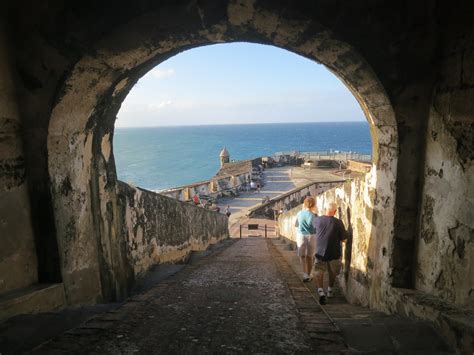 A Brief History of El Morro Castle in Old San Juan, Puerto Rico