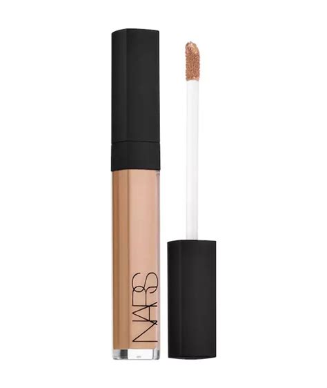 15 Best Concealers for Oily Skin 2022: Mattifying Concealer Formulas