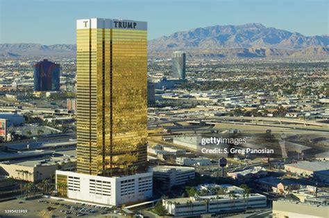 Trump Hotel Las Vegas High-Res Stock Photo - Getty Images