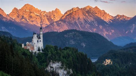 Download Castle Germany Architecture Bavaria Man Made Neuschwanstein Castle 4k Ultra HD Wallpaper