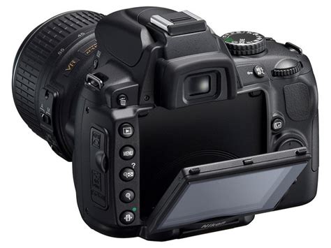 Nikon D5000 Reviews and Resources