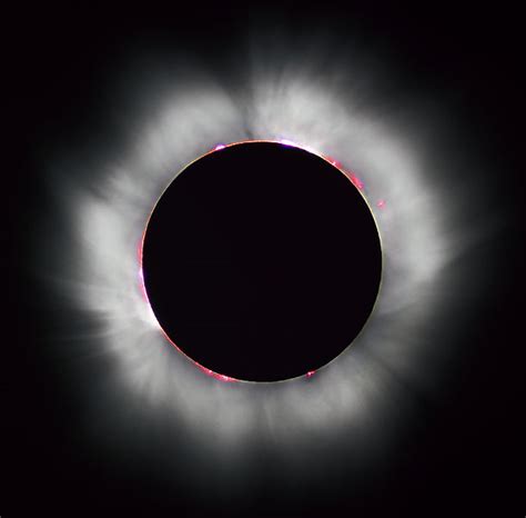 Hybrid solar eclipse visible from Canada today | eCanadaNow