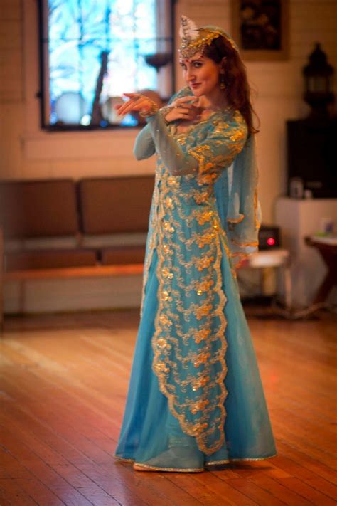 cathy stoyko dance: January 2014 | Persian dress, Persian fashion ...