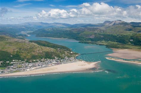 14 BEST Things To Do In Barmouth | Day trips from rome, London sightseeing, Cool places to visit