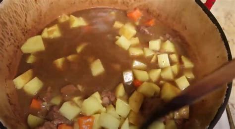 Dinty Moore Beef Stew Recipe - Easy Kitchen Guide