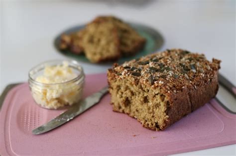 Porridge Bread - My Fussy Eater | Easy Kids Recipes