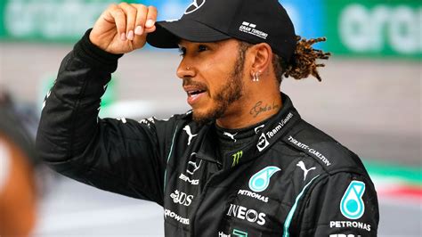 Lewis Hamilton Signs $147 Million Contract Extension With Mercedes F1