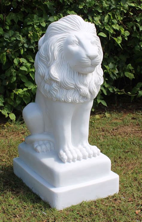 Classic Lion 71cm Marble Resin Garden Statue