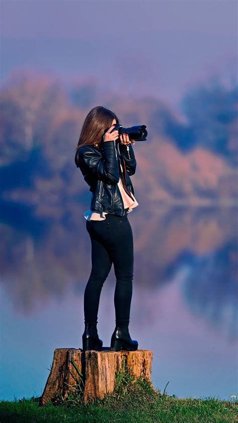 Girl-Taking-Picture-DSLR-Camera-Wallpaper-iPhone-Wallpaper - iPhone Wallpapers