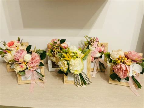 Tablouri cu aranjamente florale – Nada Deco Events