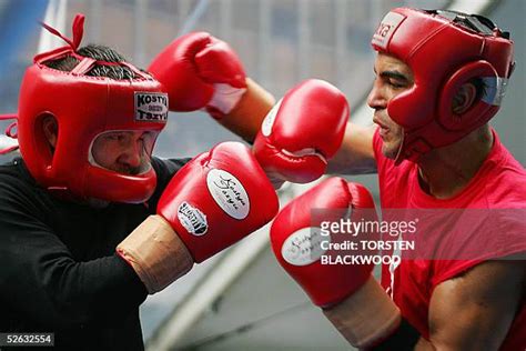 31 Russian Born Kostya Tszyu Stock Photos, High-Res Pictures, and Images - Getty Images