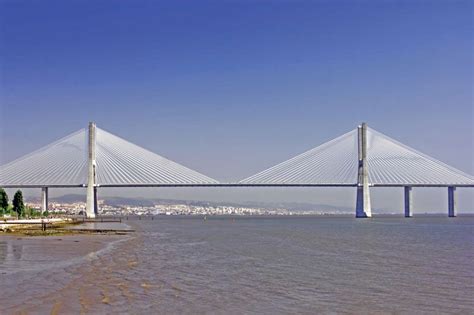 Vasco da Gama Bridge | Description, History, Dimensions, & Facts | Britannica