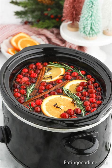 Slow Cooker Christmas Potpourri - Eating on a Dime