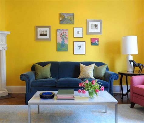 Best Yellow Paint Colors for Living Room | Decoración de paredes de ...