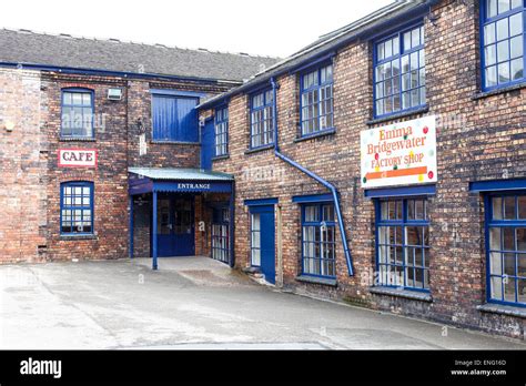 Emma Bridgewater pottery factory Stoke on Trent Stock Photo: 82101445 - Alamy