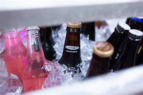 Fotos gratis : hielo, beber, botella, cerveza, alcohol, Soda, sentido ...