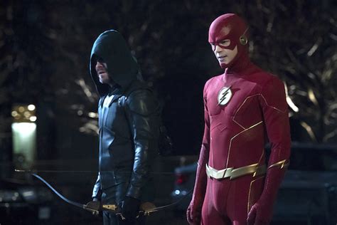 2023 - 'The Flash' 9 × 09 Preview: Gustin, Amell et Panabaker sur Oliver Return