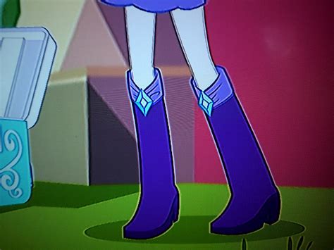 Rarity's Boots by CreativeT01 on DeviantArt