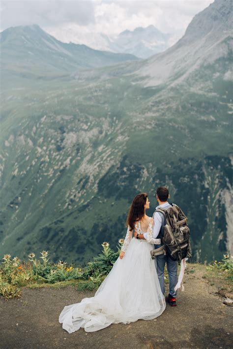 Mountain wedding photoshoot in Austria//Elīna+Edgars – Liene Petersone