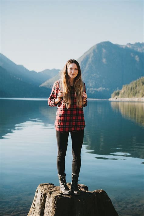 Ways to Wear Flanel Outfit for Women http://fasbest.com/women-fashion ...