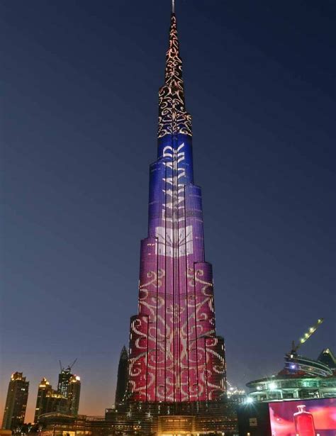 Dubai's Burj Khalifa – World’s Tallest Building Info, Tickets, Timings ...