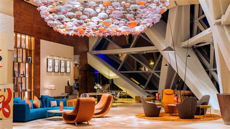 Andaz Capital Gate - Hotel Review | Condé Nast Traveler