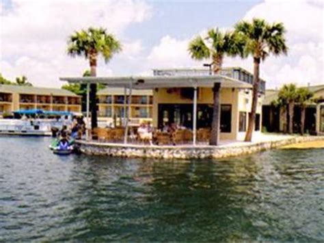 The Port Hotel and Marina - Hotel in Crystal River (FL) - Easy Online Booking