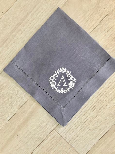 Monogrammed Napkins / Cloth Napkins / Dinner Napkins / Linen - Etsy