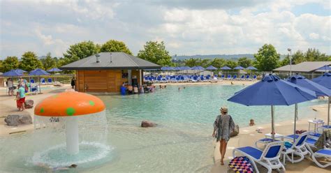 Lake Taupo Holiday Resort from ₹ 14,258. Taupo Hotel Deals & Reviews - KAYAK