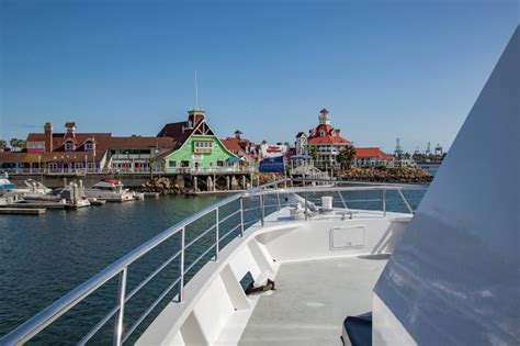 10 Things to Do on Newport Beach Pier - Varsity Driving Academy