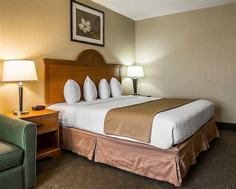 Quality Inn & Suites Fishkill South near I-84 Fishkill, New York, US - Reservations.com