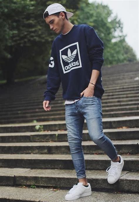 Trending Sweatshirt Outfit Ideas For Men & Women | Bewakoof