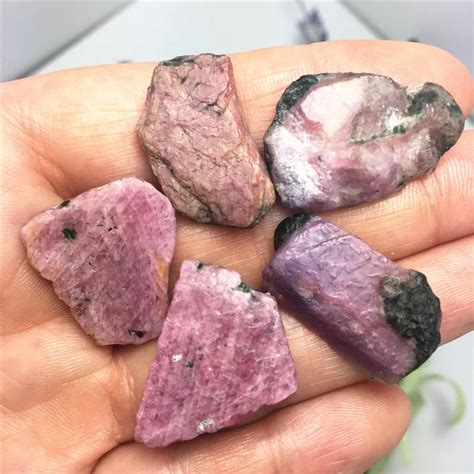 5pcs Natural Red Corundum Raw Stones Natural Rough Gemstone Crystal Mineral Specimen Stone ...