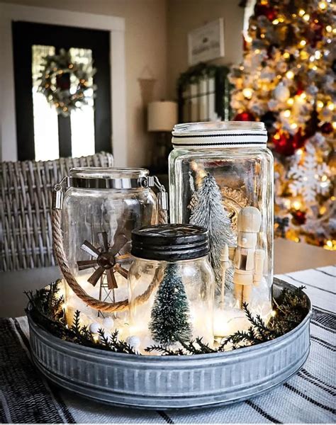 13 Beautiful Christmas Centerpieces For Your Table - The Wonder Cottage